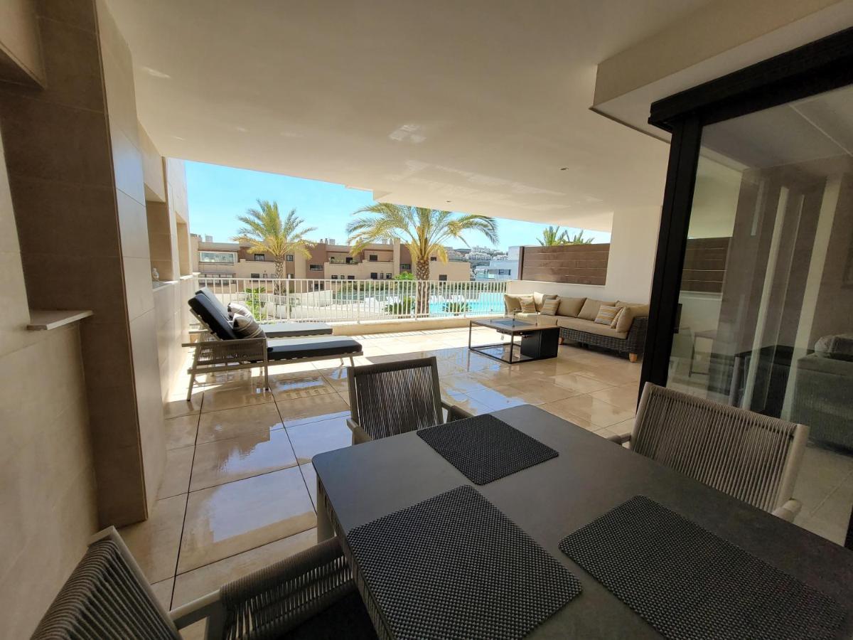 Stunning Apartment La Cala De Mijas - Walking Distance To The Beach And Town - Pool Open المظهر الخارجي الصورة